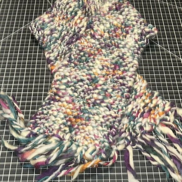 Hand Knot Roving Wool Scarf Cottage Core - Picture 3 of 3